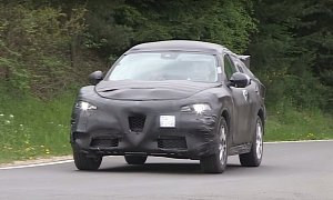 2017 Alfa Romeo Stelvio Caught on Camera, Exhaust Sounds Raspy