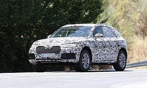2017 Audi Q5 Makes Spy Photo Debut with New Family Face