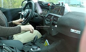 2017 BMW X3 (G01) Spy Shots Reveal Interior and Headlight Graphic