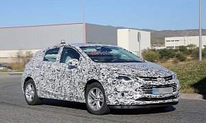 2017 Chevrolet Cruze Hatchback First Spy Photos Reveal Surprisingly European Look