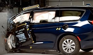 2017 Chrysler Pacifica Is IIHS' First Top Safety Pick+ Minivan after "Recall"