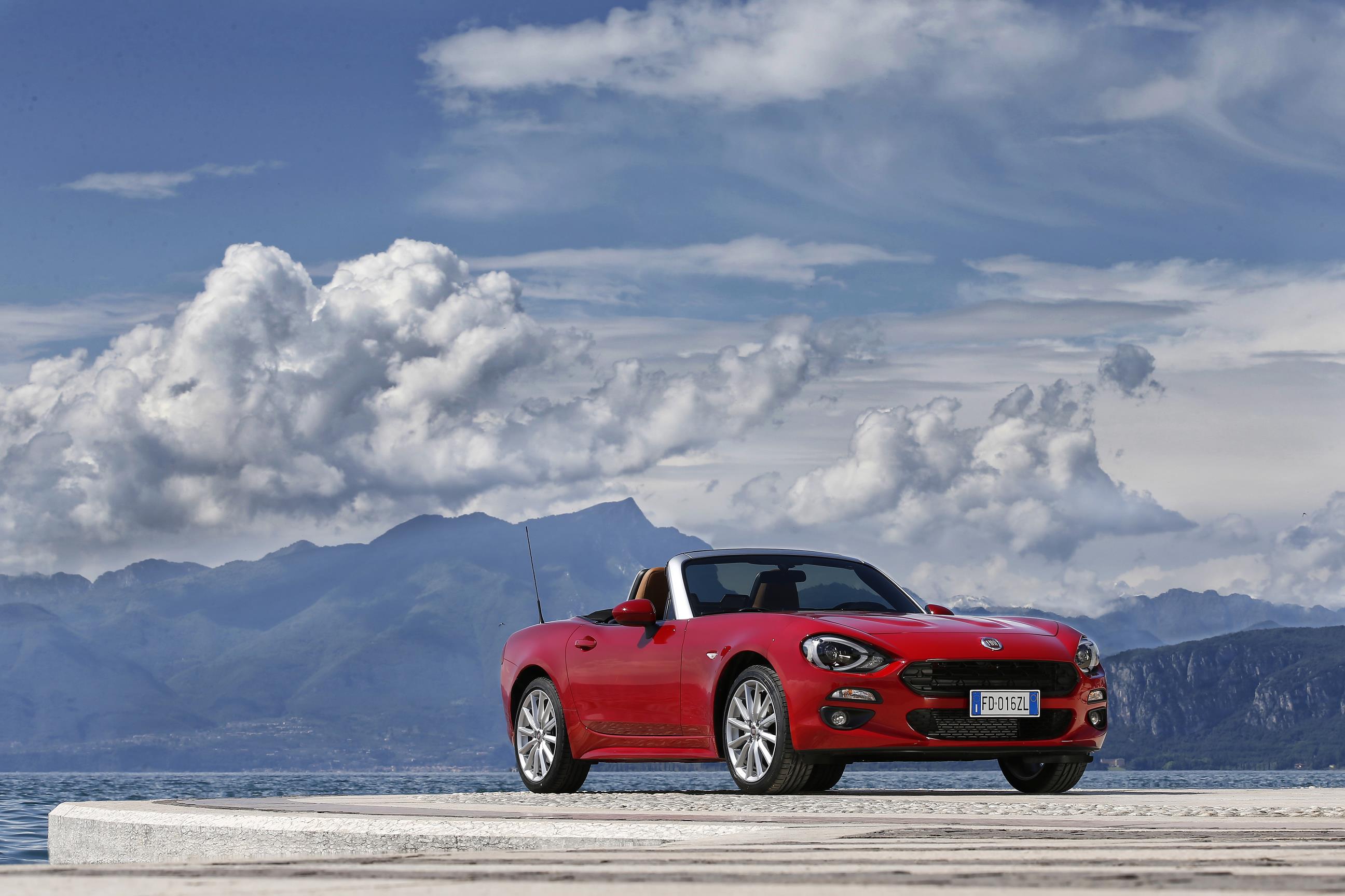 17 Fiat 124 Spider Launched In Europe Abarth Priced At 40 000 Autoevolution