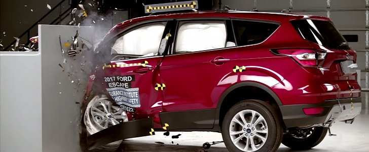 2017 Ford Escape crash test
