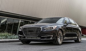 2017 Genesis G90 Flagship Detailed, Has Most Standard Kit in Its Class