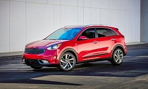 2017 Kia Niro Hybrid Unveiled with 1.6L Engine and 50 MPG Combined Estimate