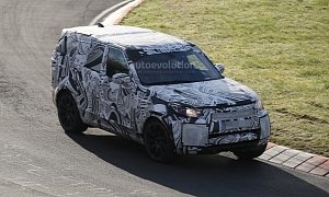 2017 Land Rover Discovery Testing at the Nurburgring