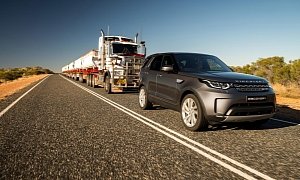 Diesel-Powered 2017 Land Rover Discovery Tows 120-Ton Road Train
