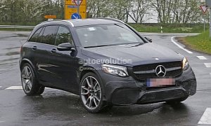2017 Mercedes-AMG GLC63 Shows It All, Looks Ready to Take on the BMW X3 M