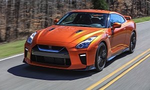2017 Nissan GT-R Revealed, It Fits the Bill for a Swan Song