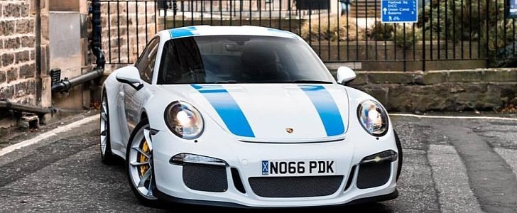 2017 Porsche 911 R with PDK-hating plates