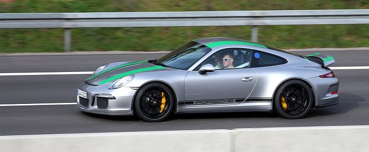 2017 Porsche 911 R with Green Stripes