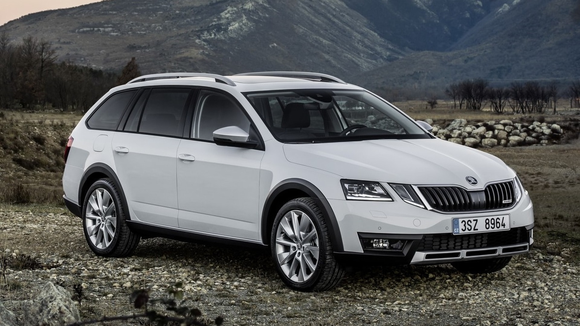 2017 Skoda Octavia Scout Revealed, Three Engines Offering Between 150 and  184 HP - autoevolution