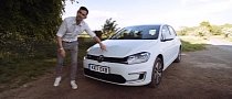 2017 Volkswagen e-Golf Review Says the German Electric Hatch Has a Point