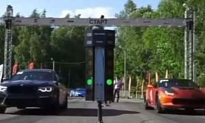 2018 BMW M5 Drag Races Chevrolet Corvette in Russia, Trampling Is Serious