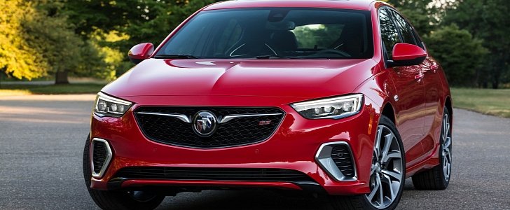 2018 Buick Regal GS Revealed, Has 310 HP 3.6-Liter V6 and AWD