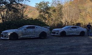 2018 Chevrolet Camaro Z/28 Prototypes Spied in Virginia, Reveal Wingless Profile