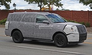2018 Ford Expedition Looks Spacious In Latest Spy Photos
