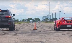 2018 Ford GT Drag Races 1,000 HP Jeep Grand Cherokee Trackhawk with a Surprise
