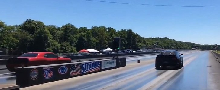 2018 Ford Mustang GT vs Hellcat drag race