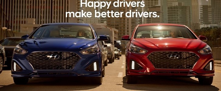 2018 Hyundai Sonata Drivers Sing "Sweet Caroline" in Commercial