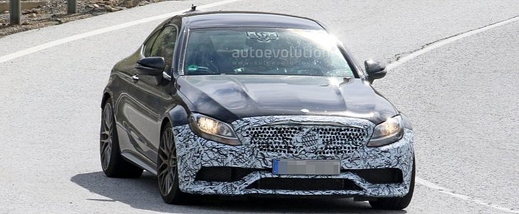 2018 Mercedes-AMG C63 Coupe Facelift Spied During Tests in Southern Europe