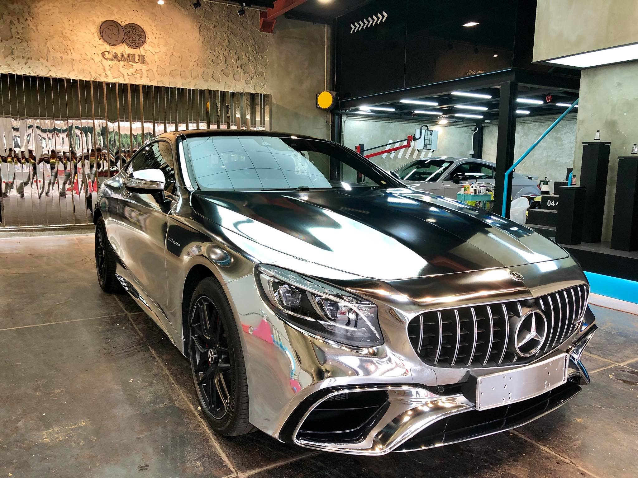 2018 Mercedes Amg S63 Coupe Gets The Silver Surfer Wrap In Hong Kong Autoevolution