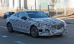 2018 Mercedes-Benz E-Class Coupe Shows Its B-Pillarless Profile for the First Time