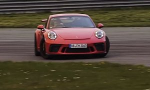 2018 Porsche 911 GT3 Carfection Review Says "Don't Daily!"