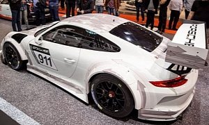 2018 Porsche 911 GT3 Cup MR Is Manthey Racing's New Sexy Track Toy