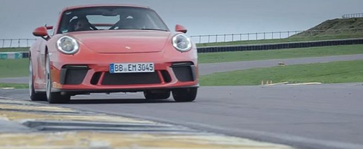2018 Porsche 911 GT3 Anglesey track attack