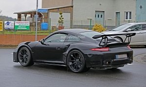 2018 Porsche 911 GT3 RS Spied, Has 4.2L Engine, 911 R-like Rear Diffuser