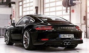2018 Porsche 911 GT3 Touring Package Looks Bewitching in Black
