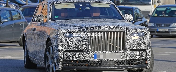 2018 Rolls-Royce Phantom Spotted in German Traffic