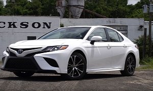 2018 Toyota Camry Is More Engaging and Better to Look at, Says Consumer Reports