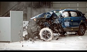 2018 Volkswagen Tiguan Aces IIHS Crash Tests Despite Bad Headlight Performance