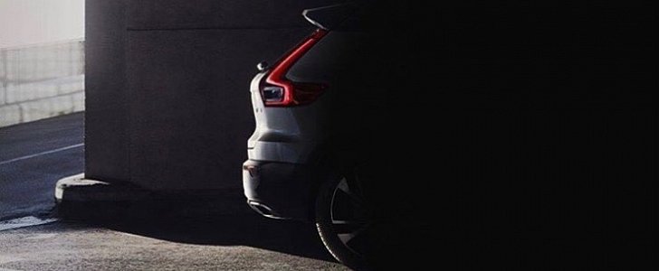 2018 Volvo XC40 leaked teaser