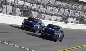 2019 Chevrolet Silverado 1500 Paces This Year’s Daytona 500