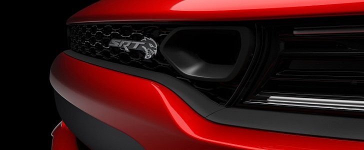 2019 Dodge Charger Hellcat front grille