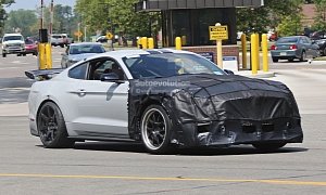 Report: 2019 Ford Mustang Shelby GT500 Has 680 HP Supercharged 5.0L V8