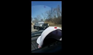 2019 Jeep Scrambler Pickup Spied On Video During On-Road Testing