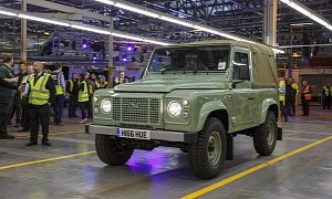 2019 Land Rover Defender Launch Could Be Delayed, Reports Say