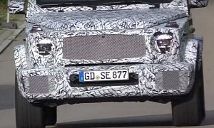 2019 Mercedes-AMG G63 Prototype Reveals Panamericana Grille and LED Headlights