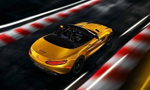 2019 Mercedes-AMG GT S Roadster Promises Top-down Sports Car Thrills