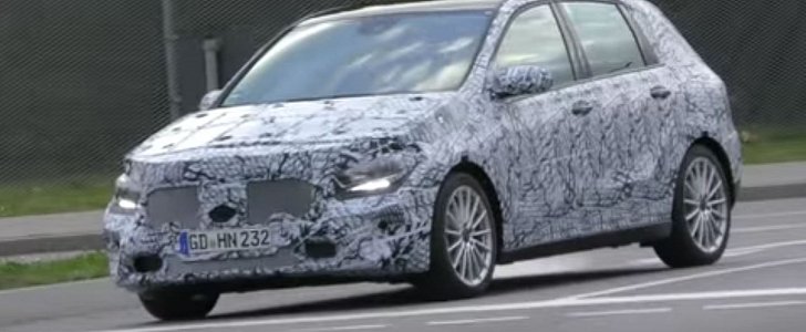 2019 Mercedes B-Class Spied for the First Time, Is Clearly Having a Malfunction