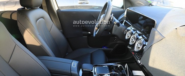 2019 Mercedes B-Class Spied Up Close, Shows Production Interior