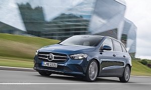 2019 Mercedes-Benz B-Class Arrives in Paris with MBUX and More Space