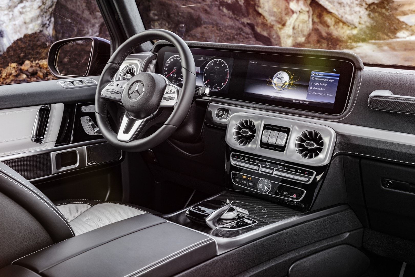 19 Mercedes G Class Interior Officially Revealed Autoevolution