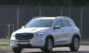 2019 Mercedes GLE-Class Spied Nearly Undisguised, Is Making 4-Cylinder Sounds