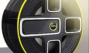 2019 MINI Electric Official Images Show Concept’s Influence