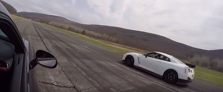 2019 Nissan GT-R Nismo Drag Races Hellcat Widebody